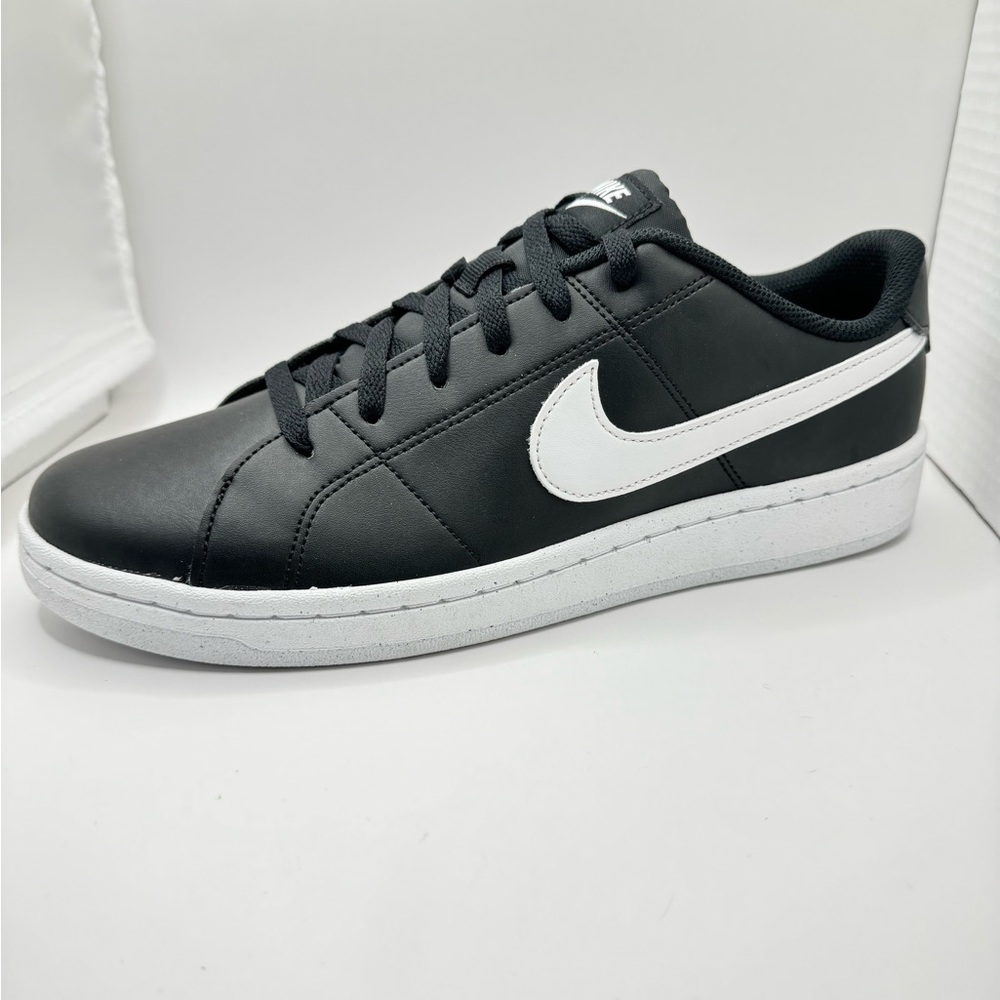 Men's Size 10.5 - Nike Court Royale 2 Next Nature Low Black White DH3160-001